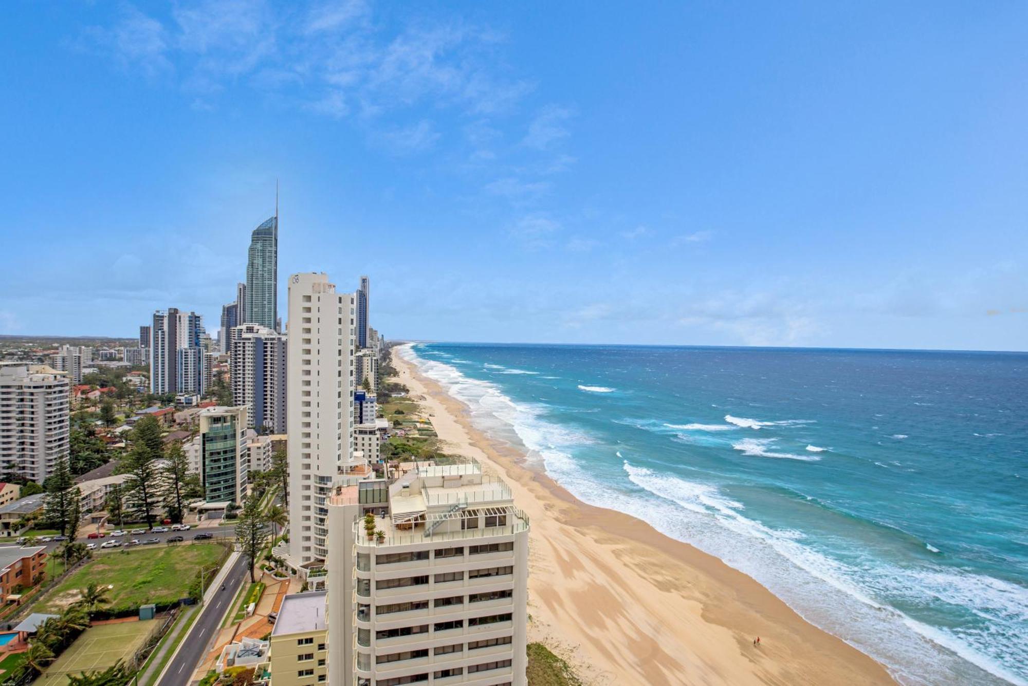 Surfers Aquarius On The Beach Gold Coast Exterior photo