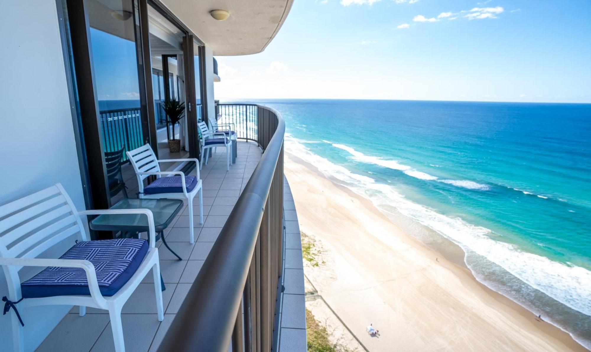 Surfers Aquarius On The Beach Gold Coast Exterior photo
