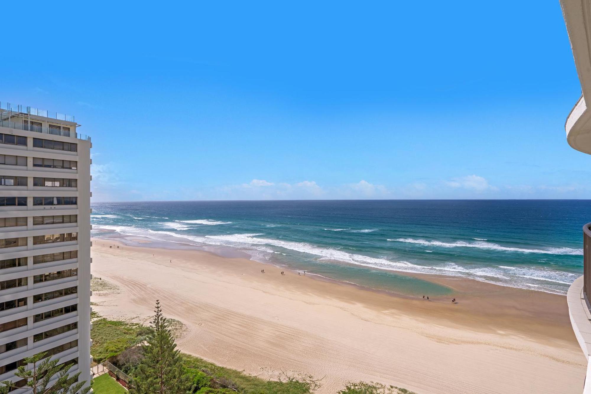 Surfers Aquarius On The Beach Gold Coast Exterior photo