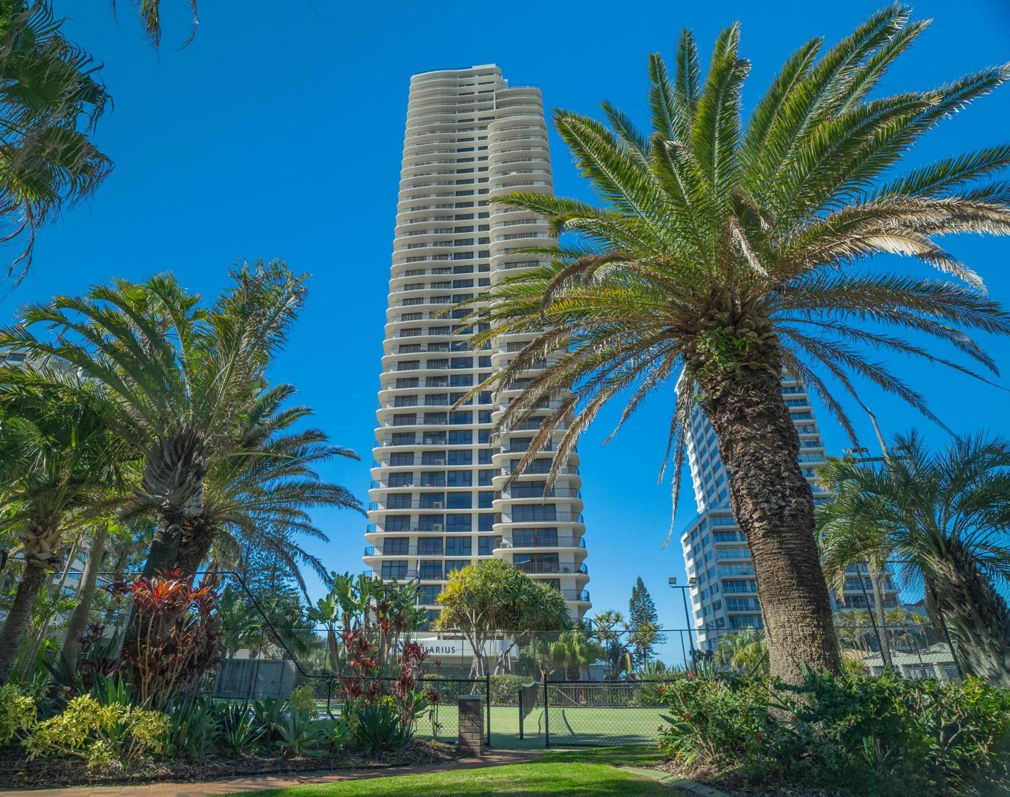 Surfers Aquarius On The Beach Gold Coast Exterior photo